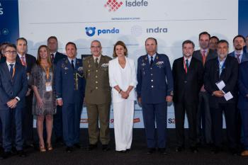 The Minister of Defence drew the 3rd MCCD Cyberdefence Workshop, which featured Isdefe, to a close